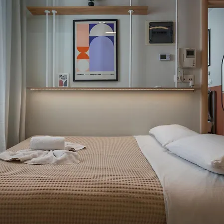 Vibe Standard * Tessalónica